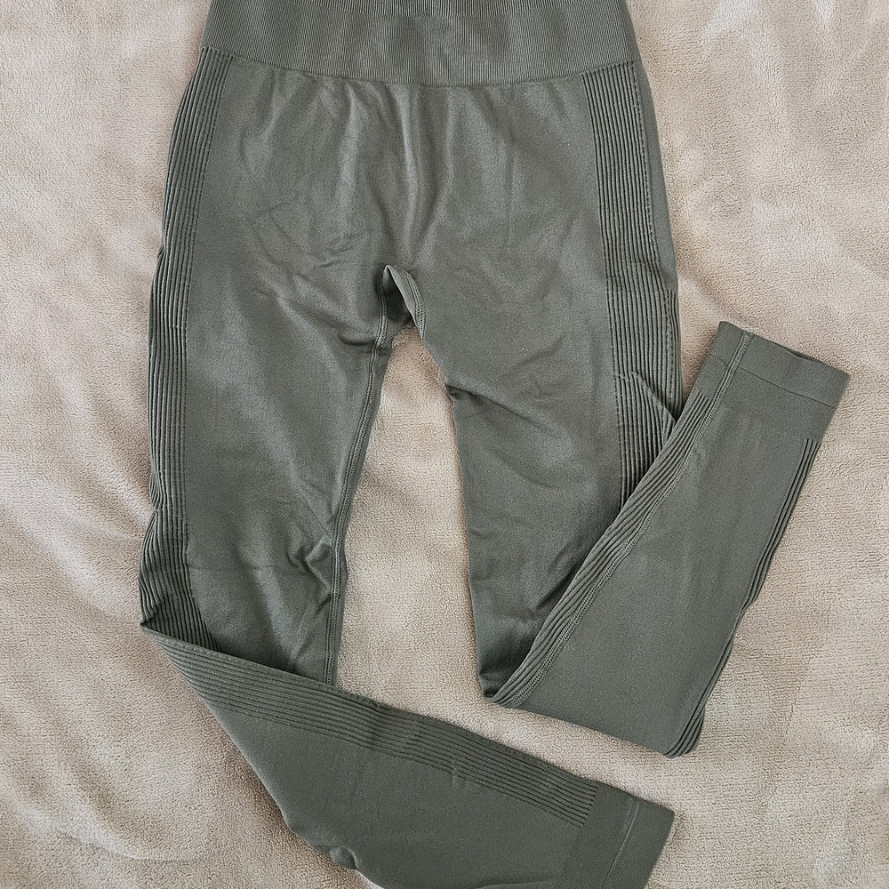 Stacci Olive Green Leggings Butt Scrunch Contouring